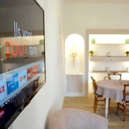 2 Pièces Liberté Plein Centre Appartement Saint-Raphaël