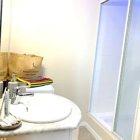 2 Pièces Liberté Plein Centre * Saint-Raphaël